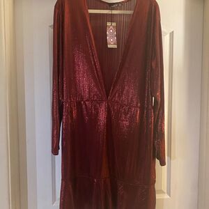 COPY - NWT Boohoo Metallic Skater Dress Sz 24 Red